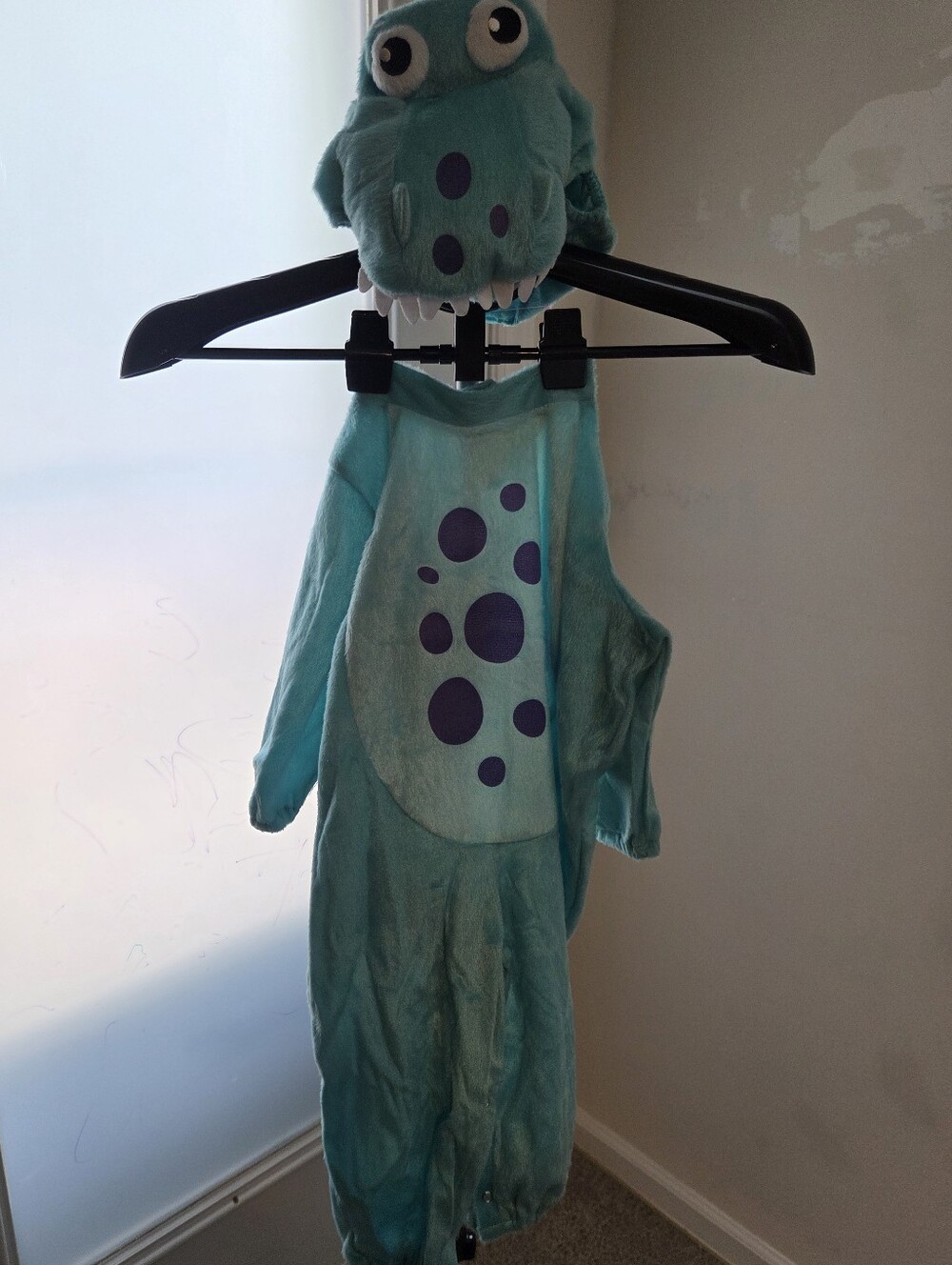 NWOT 12-18 Months Dinosaur Costume